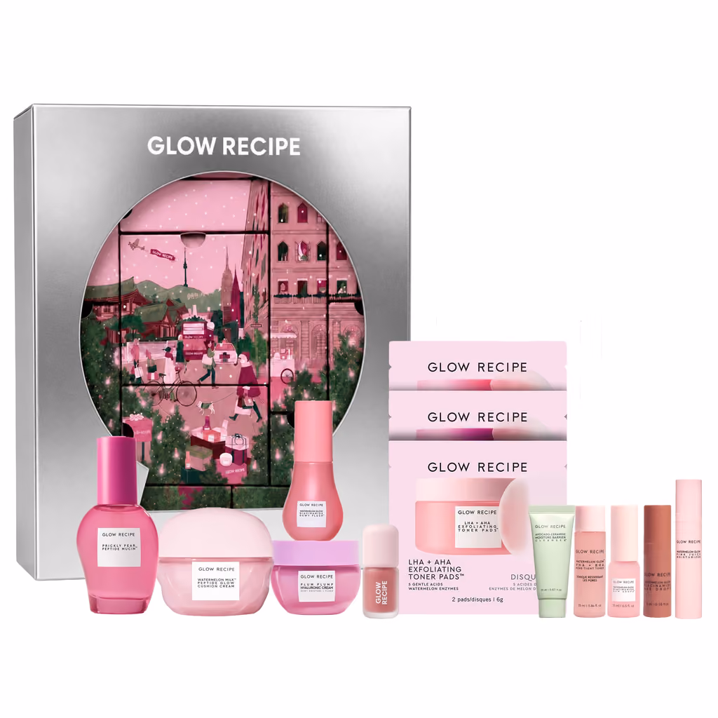 The silver box with the products lined up in front of it