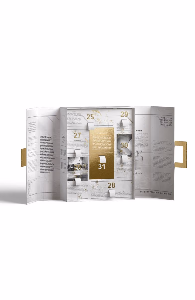 The Maison Margiela REPLICA holiday calendar open on doors 25 to 31