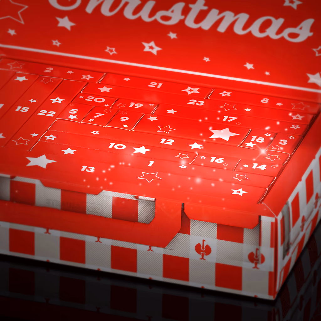 The Engelbert Strauss Edition 8 advent calendar open, the two STRAUSSbox x-small cases inside