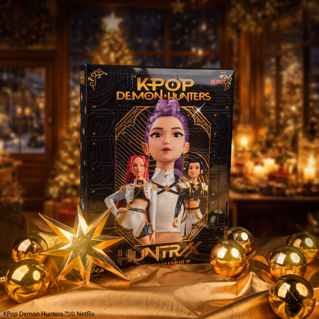 The KPop Demon Hunters 2026 calendar styled for the holidays