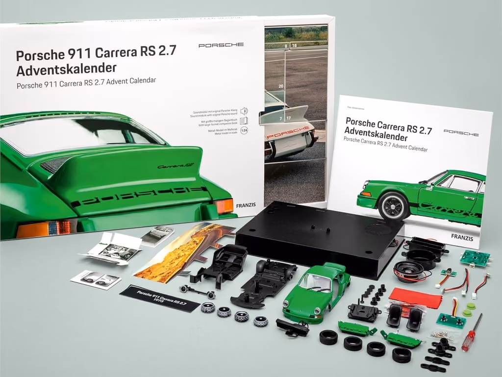 Porsche 911 Carrera RS 2.7 advent calendar contents, photograph 1 of 1