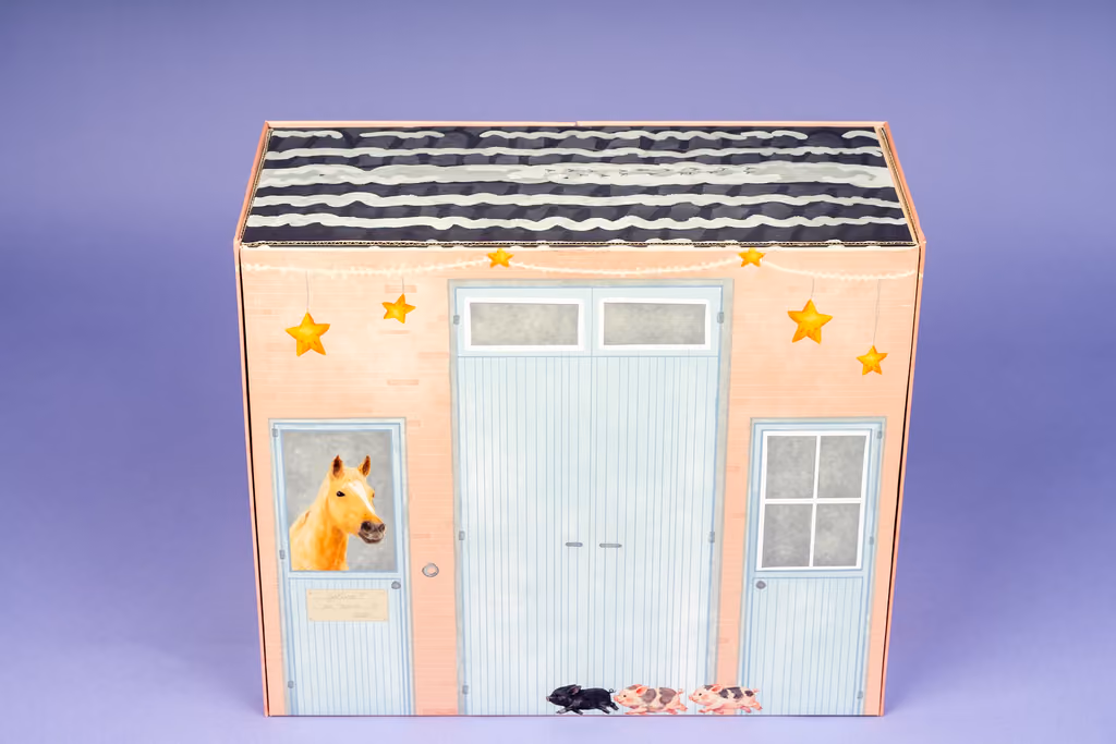 The other side of the box, a stable front with a palomino at the window