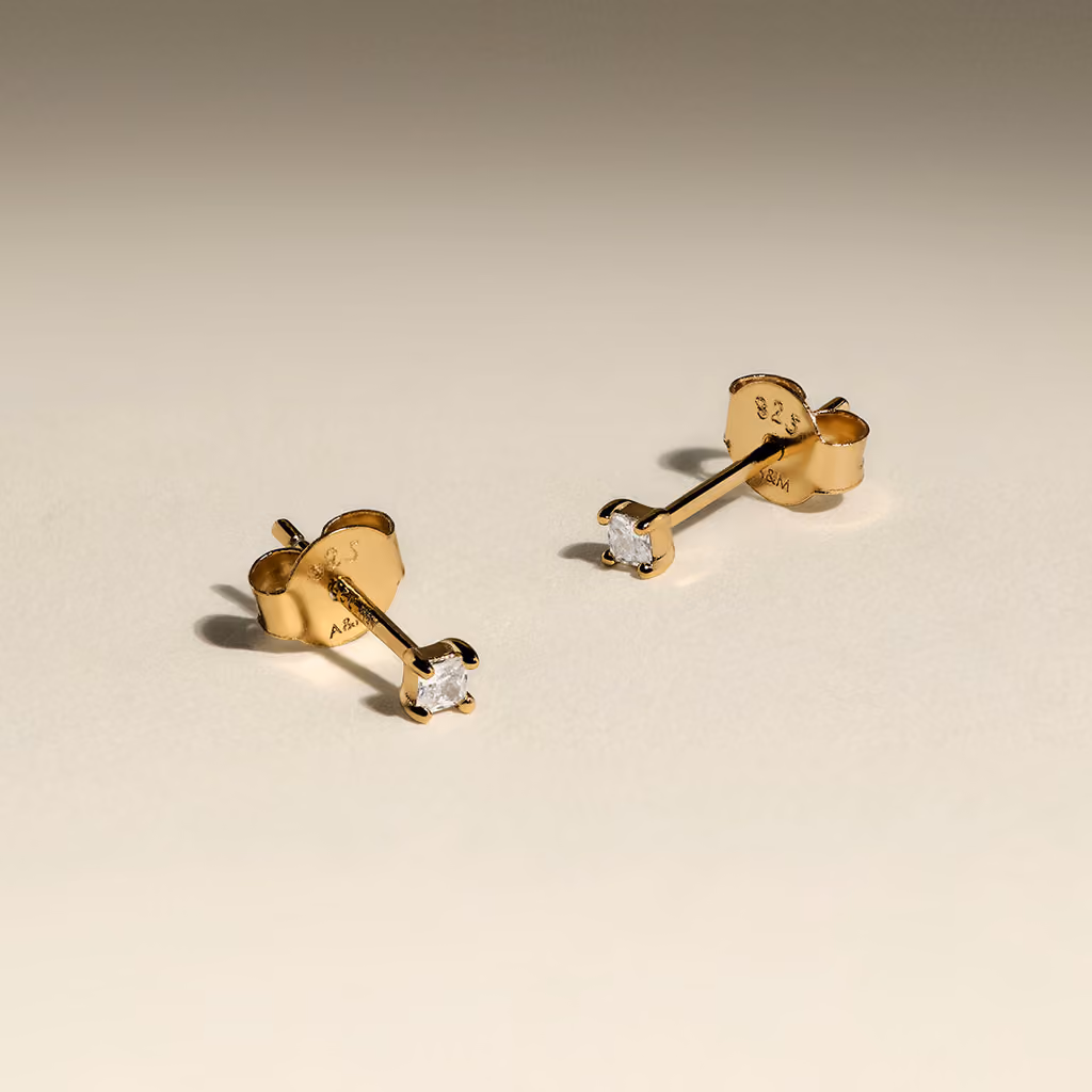 Astrid & Miyu Square Crystal Studs in Gold