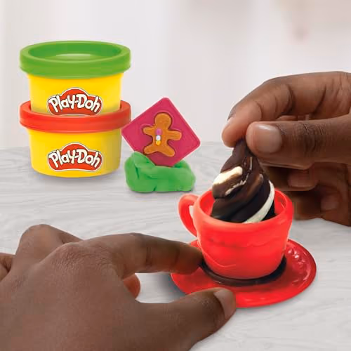 Play-Doh 2025 advent calendar contents, photograph 2 of 8